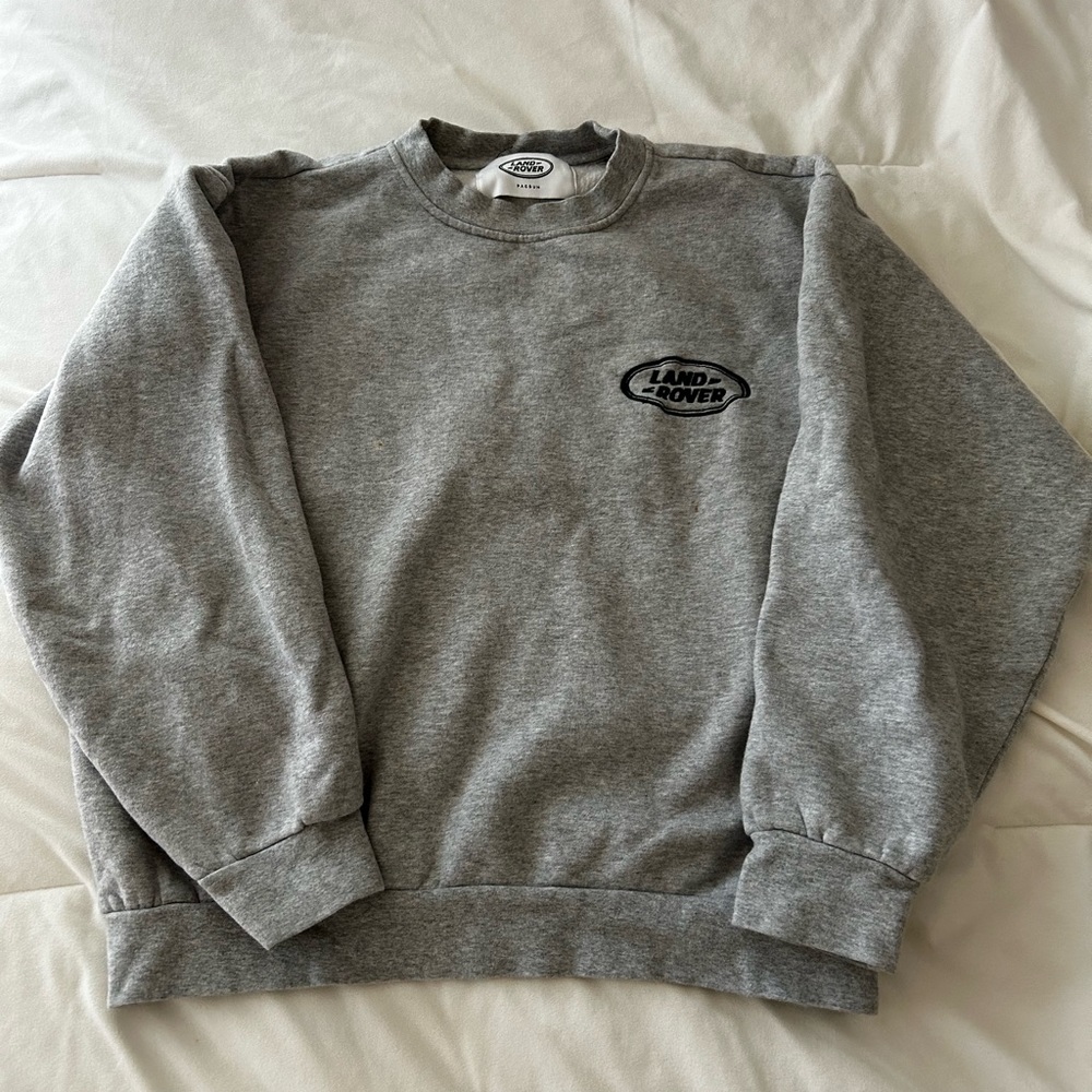 Heather gray land rover crewneck